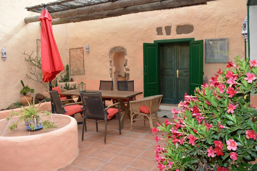 La Casa Caldera Vendégház Femés Kültér fotó